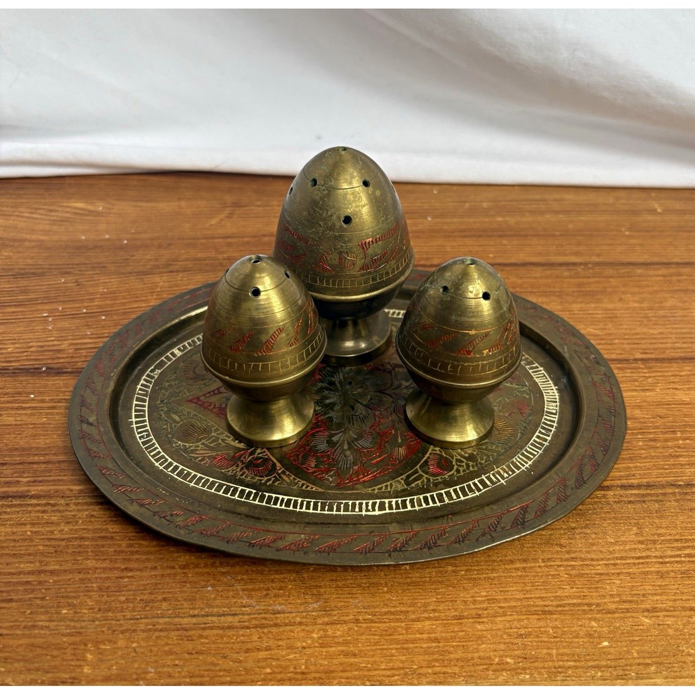 Vintage Brass Floral Egg Shaped Salt Pepper Spice Shakers w/ Oval Tray 3pc 3in